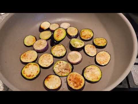 Видео: Собрала баклажаны и приготовила салат из жареных баклажан на зиму.