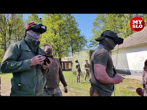 Видео: В Туле получили дипломы еще 15 пилотов боевых квадрокоптеров-камикадзе