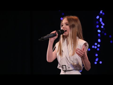 Видео: Виктория Каютина - Солнце в руках (А. Петряшева)