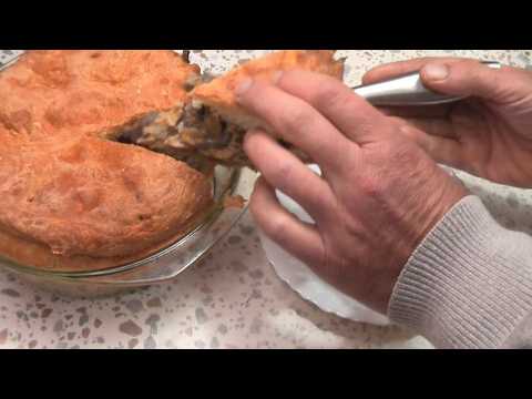 Видео: Пирог с грибами. Такое можно готовить каждый день! #еда #пирог #грибы