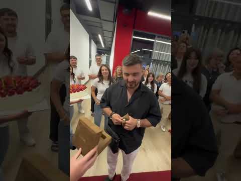 Видео: Поздравление с Днём Рождения