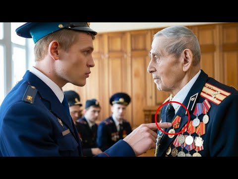 Видео: Прокурор Сорвал Медали С Ветерана — Но Не Ожидал, Кто Войдёт В Зал Через Пару Минут»