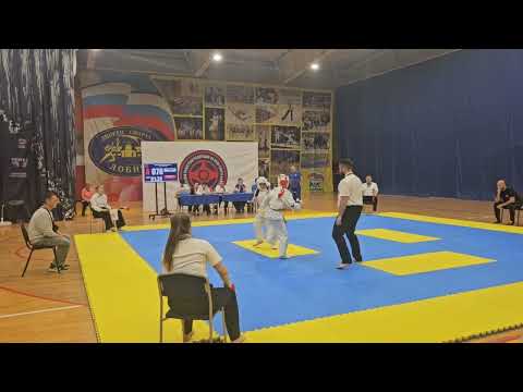 Видео: Первенство Московской области по киокушин.  Кумите девочки 10 лет 