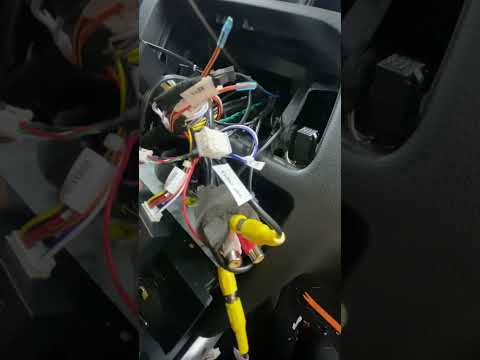 Видео: Магнитола Teyes CC3 2K на Ауди Q5