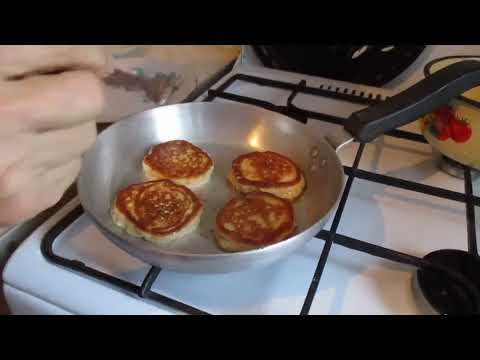 Видео: Оладьи с яблоками и цельнозерновой  мукой на кефире.