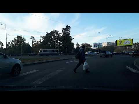 Видео: Развязка клевер в час пик