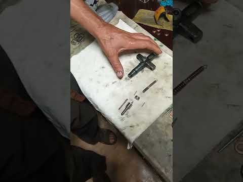 Видео: настройка двух-пружинных форсунок паджеро, исудзу.