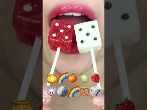 Видео: НОВЕНЬКАЯ В КЛАССЕ | история Даша Рокс |