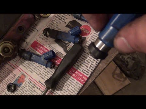 Видео: Замена уплотнительных резинок на форсунках, долго запускается двигатель ч.2 ( поиск причины)