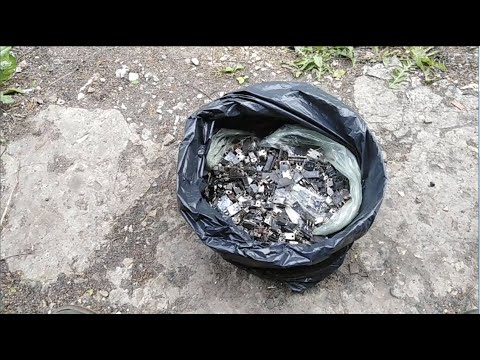 Видео: 3 кг. пластиковых транзисторов. сколько меди вышло?