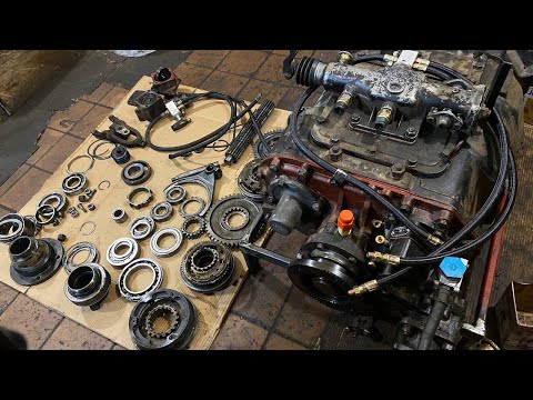 Видео: Двухосный самосвал МАЗ  Ремонт КПП 9JS135TA