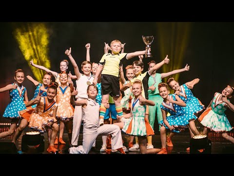 Видео: "Оптимистам посвящается" - Образцовый коллектив хореографический ансамбль "Лукоморье"