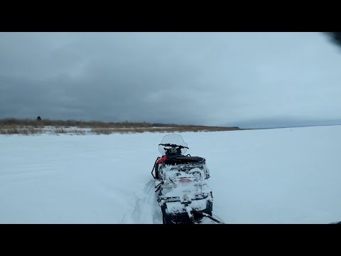 Видео: Рыбалка у чёрной дыры. Ловля налима. Серия тридцать вторая.