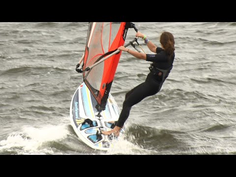 Видео: Виндсерфинг