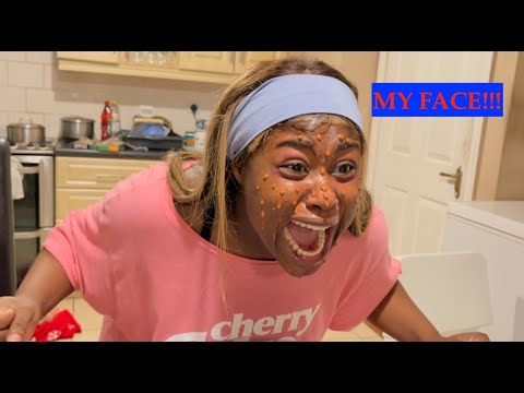 Видео: Африканская мама узнала, что у ее дочери есть парень