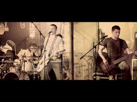 Видео: Группа Znaki - Побежали (LIVE)