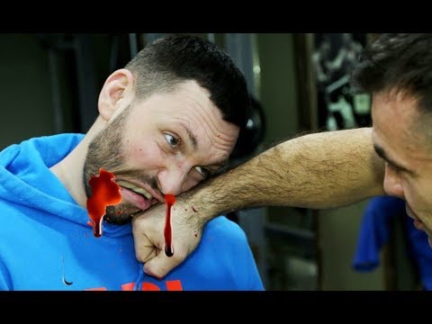 Видео: Как потушить с одного удара