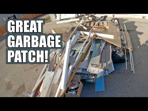 Видео: Уборка мусора на улице — огромное мусорное пятно!