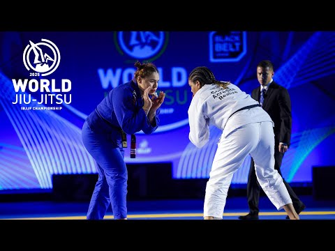 Видео: Габриэли Пессанья против Таяне Порфирио / Чемпионат мира 2025 года