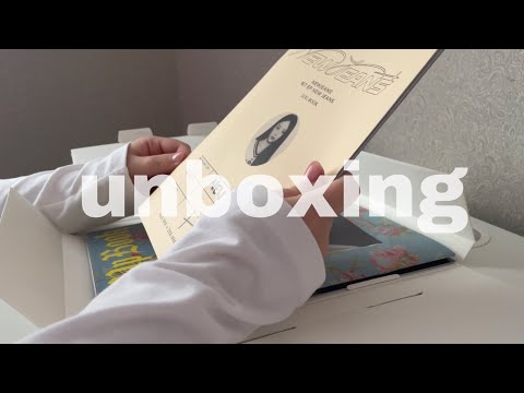 Видео: ౨ৎ unboxing newjeans and red velvet albums | распаковка альбомов ньюджинс и ред вельвет~