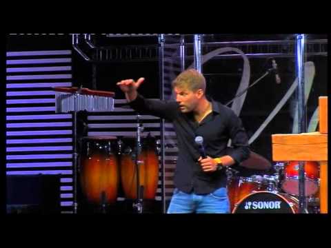 Видео: Евгений Пересветов - Управляя законами влечения