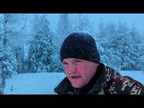 Видео: Ночую в палатке -10° на высоте 1210 м. Засыпало снегом. Один в Карпатах.