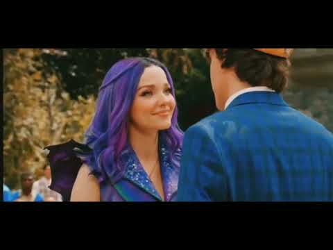 Видео: «Наследники»Дисней.Мэл&Бен.Клип.Золотыми рыбками.