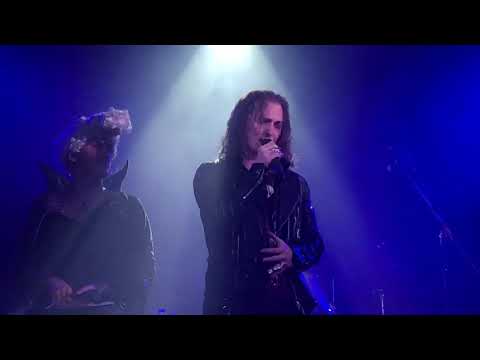 Видео: Евгений Егоров «Моя Душа» (Караоке Камикадзе) Гластонберри клуб 29.10.19