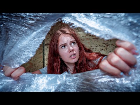Видео: ПОБЕГ ИЗ 100 СЛОЕВ ПЛЕНКИ !