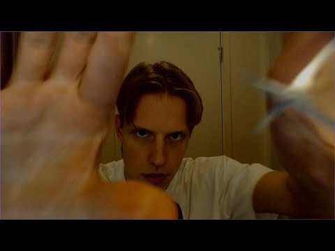 Видео: САМАЯ БЫСТРАЯ 1-минутная стрижка ASMR (БОНУС 45 СЕКУНД)