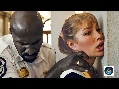 Видео: Расистская стюардесса унижает полицейского в самолёте — но его ответ шокирует всех!