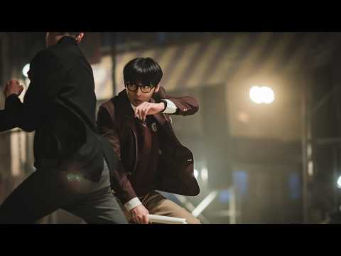 Видео: Көз айнекчен бала жөн гана ботаник эмес такшалган мушкер экендигин көрсөттү#Санчобекканал#кыргызча