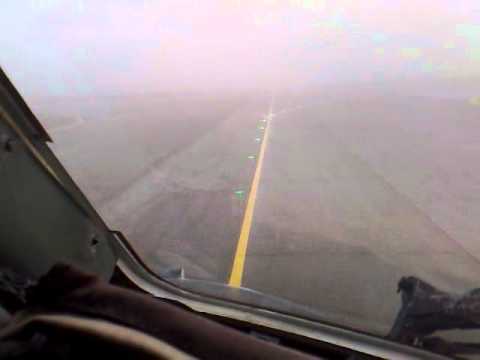 Видео: посадка АН 24 в СМУ