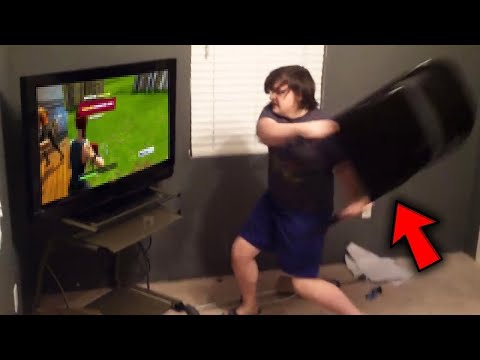 Видео: ТОП 7 Луди ДЕЦА ЯДОСАНИ заради FORTNITE! *Чупи телевизора си*