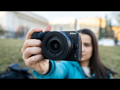 Видео: Nikon Z30 Ревю - ВЛОГЪРИ, гледайте това видео!