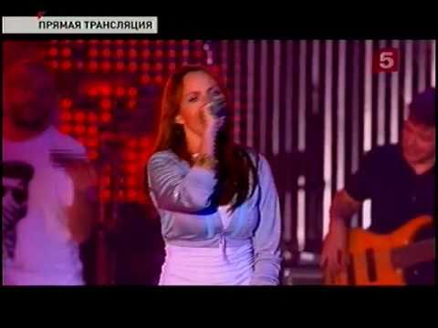 Видео: Певица МакSим на Алых Парусах.720.mp4