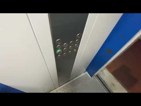 Видео: (Переснято) Музыкальный лифт КМЗ (2017.г.в) V=1 м/с, г/п (Q=400 кг)