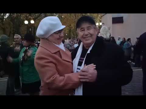 Видео: Не забуду тебя никогда......27.10.24 Гомель парк Луначарского 🥰