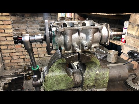 Видео: Ветерок 12 снимаем коленвал