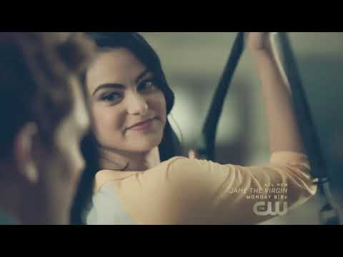 Видео: Riverdale. Варчи-Я люблю тебя