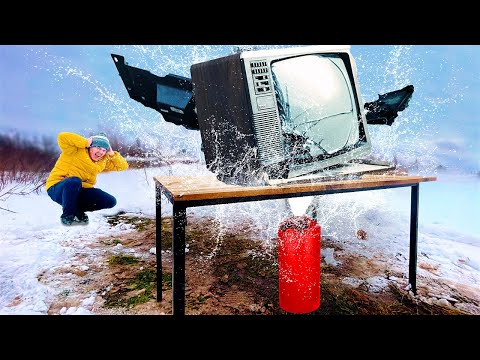 Видео: ПРОБИЛИ ВОДОЙ ТЕЛЕВИЗОР