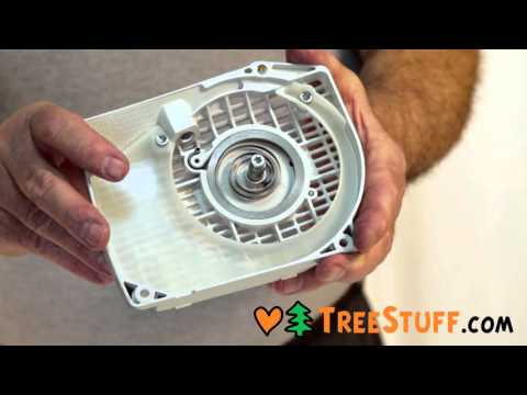 Видео: Как собрать систему ручного стартера — Видео по обслуживанию бензопилы на TreeStuff.com