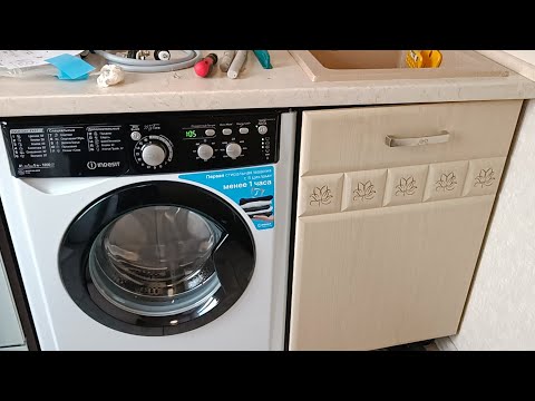 Видео: Замена стиральной машины Самсунг на на стиральную машину Indesit EWSD 51031 BK