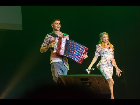 Видео: "Ягода" - Сибирский дуэт - "Порушка Пораня"