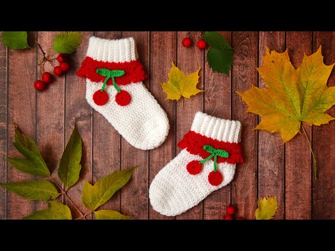 Видео: Детские носочки крючком | Как связать носочки для девочки крючком