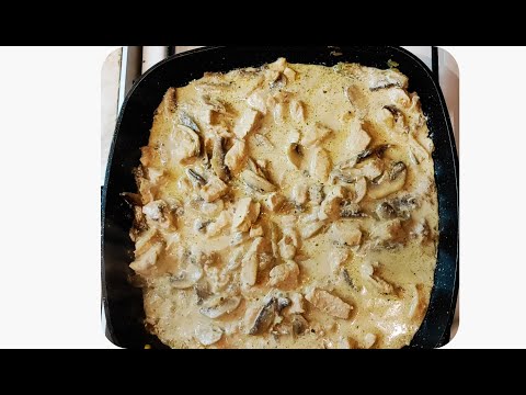 Видео: Жульен с курицей и грибами - Julienne with chicken and mushrooms