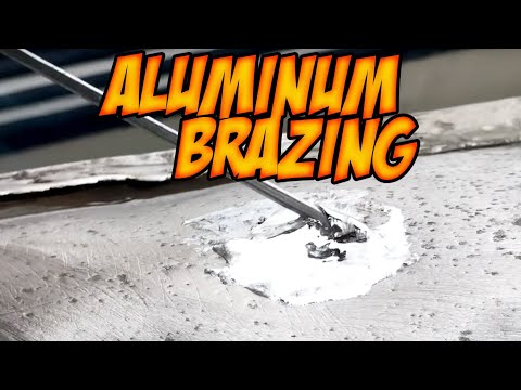 Видео: Самостоятельная пайка алюминиевых отверстий в каноэ/лодке с помощью Blue Demon Triple Play/пайка ...