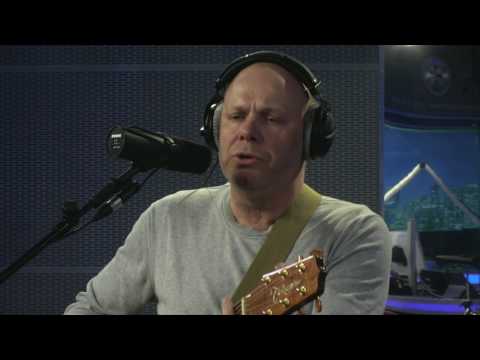 Видео: Алексей Кортнев - Прощальная песня (к/ф «Обыкновенное чудо») LIVE @ Авторадио