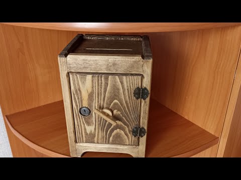 Видео: копилка - сейф из дерева