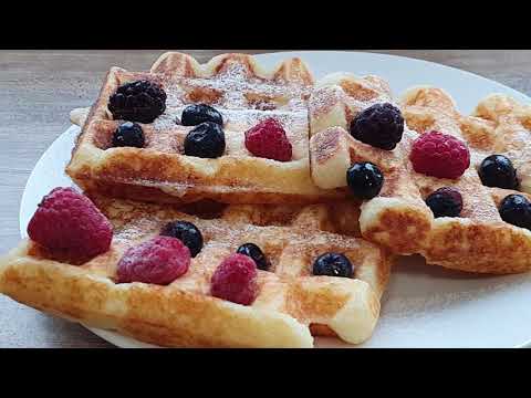 Видео: Венские Творожные Вафли в вафельнице. Рецепт на Рисовой муке! Вафли на без дрожжевом тесте